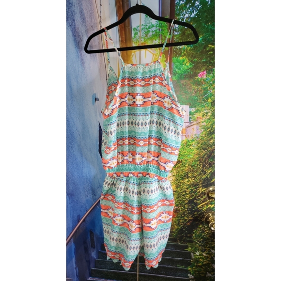 Between Me & You - Multicolor Romper - Picture 3 of 4